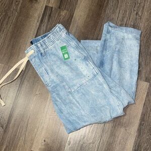 GAP Men's Relaxed Light Blue Jeans